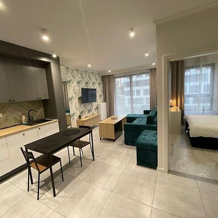 Forum Wola Fine Apartment 华沙 外观 照片