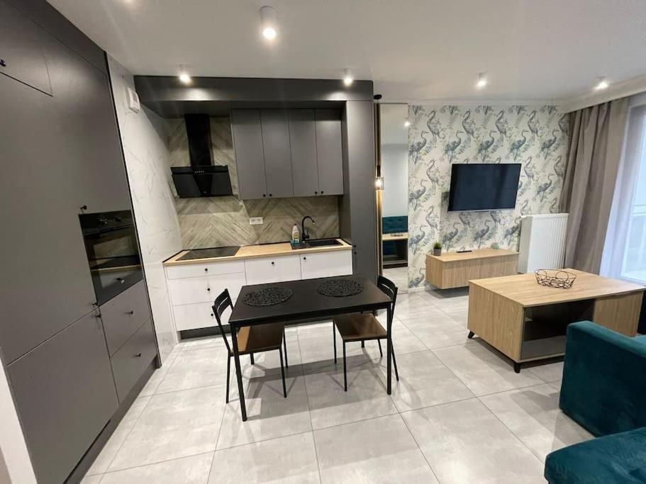 Forum Wola Fine Apartment 华沙 外观 照片
